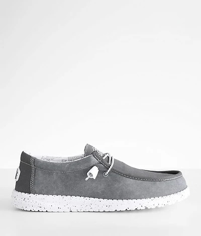 Wally Walls Stormy Shoe