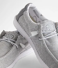 Wally Longneck Stretch Shoe