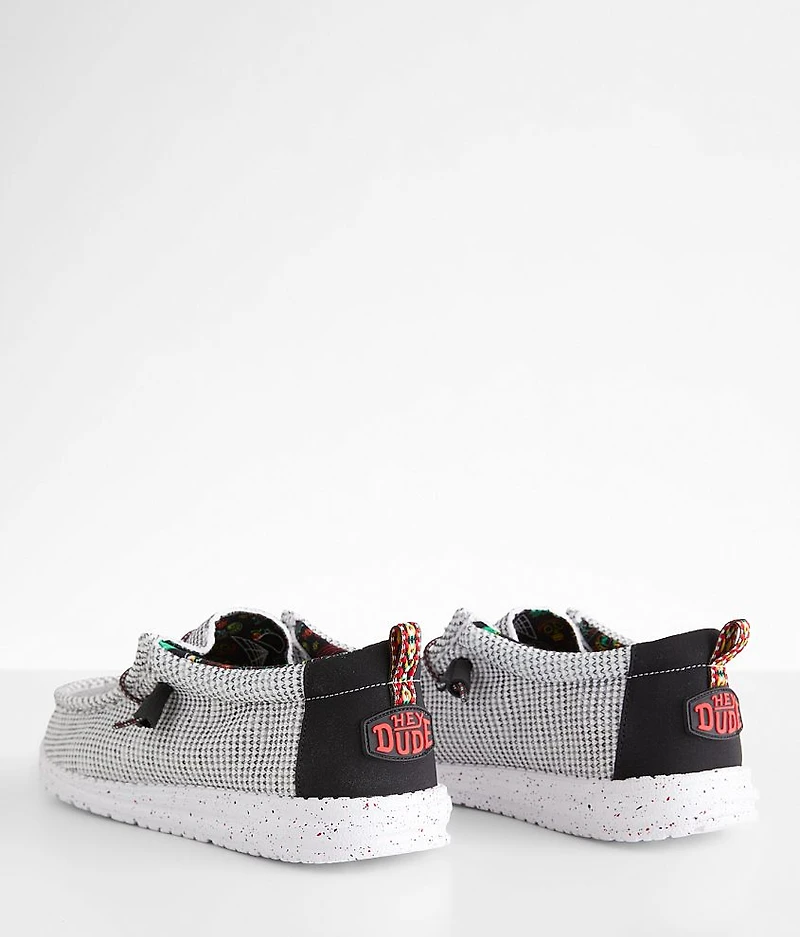 Wally Cinco Shoe