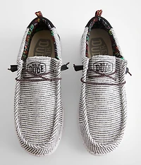 Wally Cinco Shoe