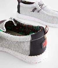 Wally Cinco Shoe