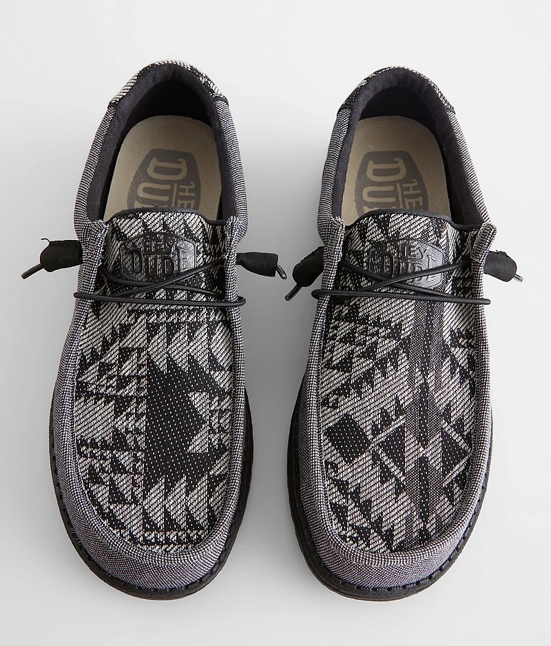 Wally Walls Spade Shoe