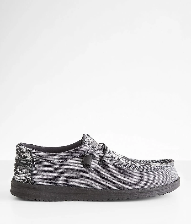 Wally Walls Spade Shoe