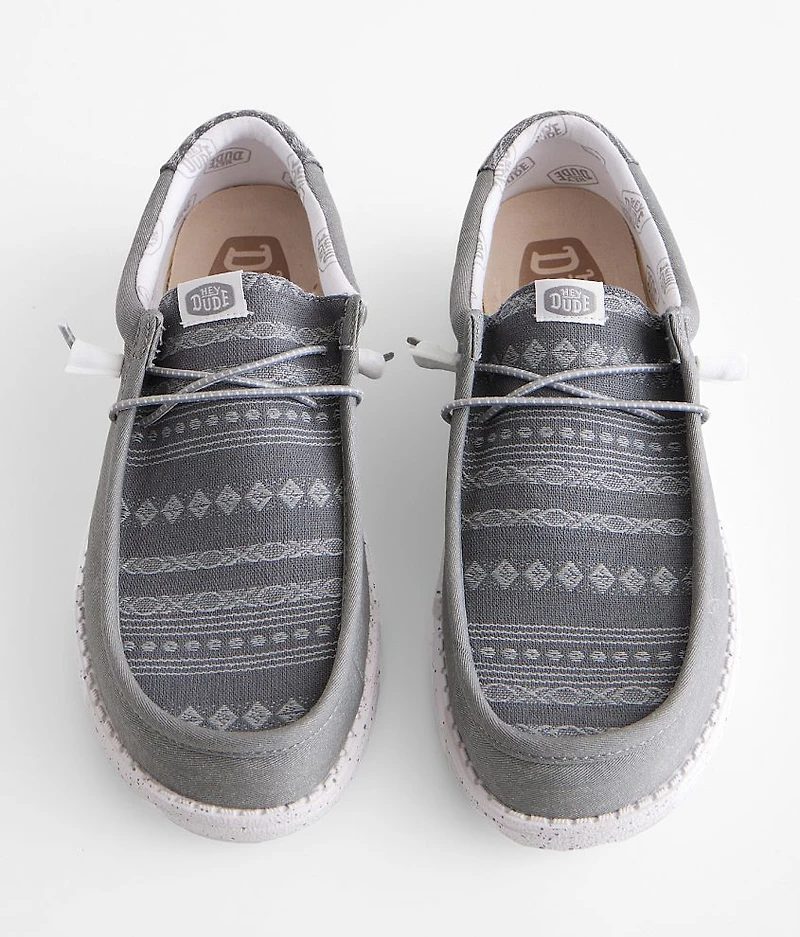 Wally Walls Titanium Shoe