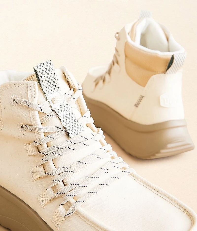 Wendy Peak Twill Shoe