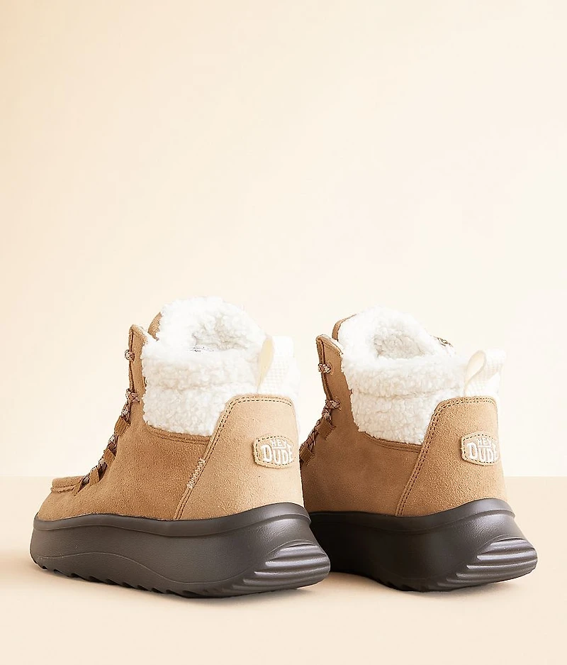 Wendy Peak Apres Suede Cozy Boot