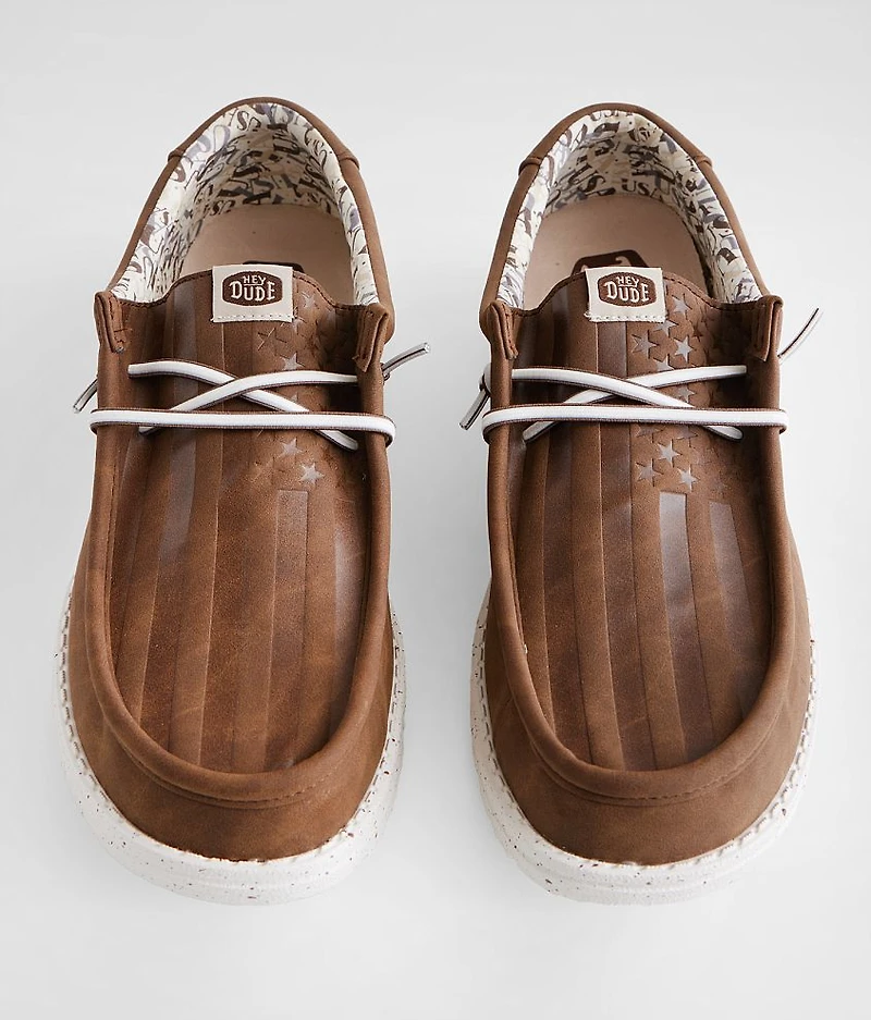 Wally Embossed Flag Shoe