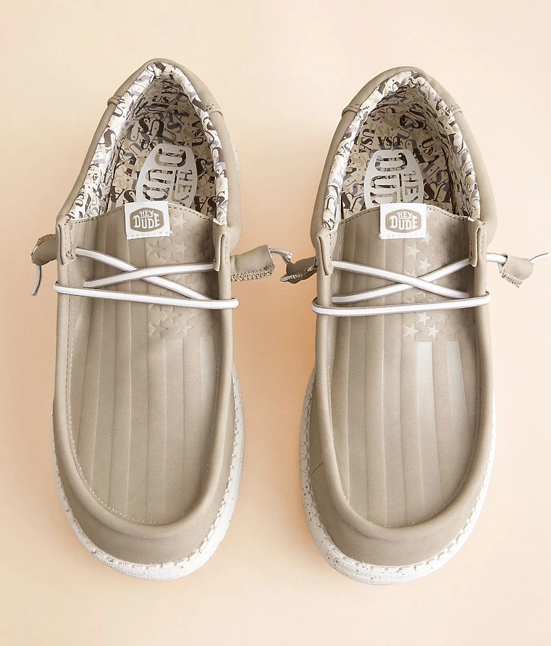 Wally Embossed Flag Shoe