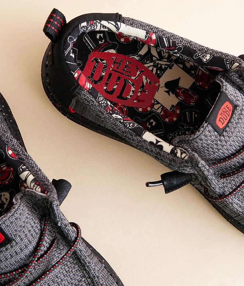Wally Cards Shoe