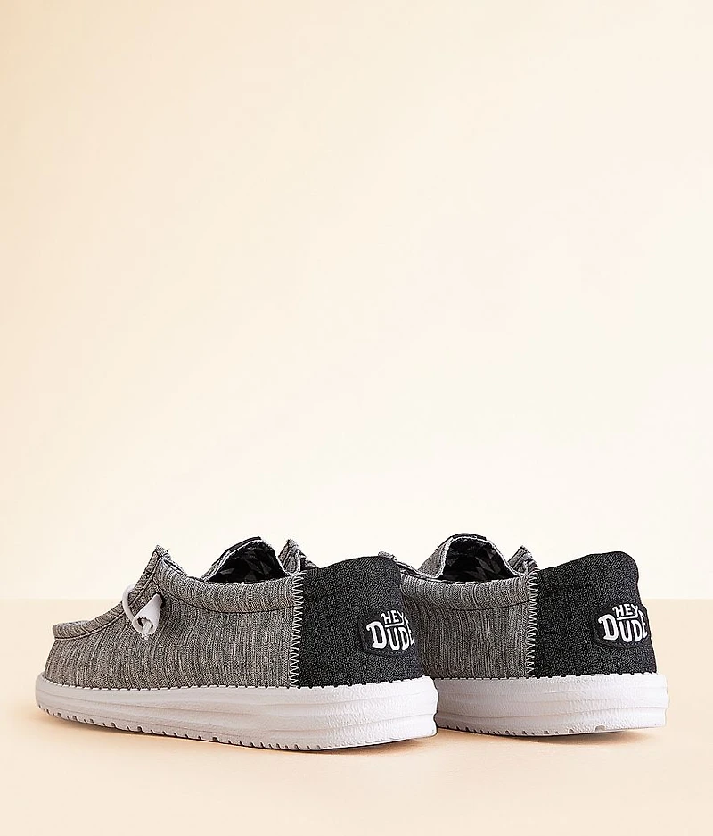 Wally Newspaper Shoe