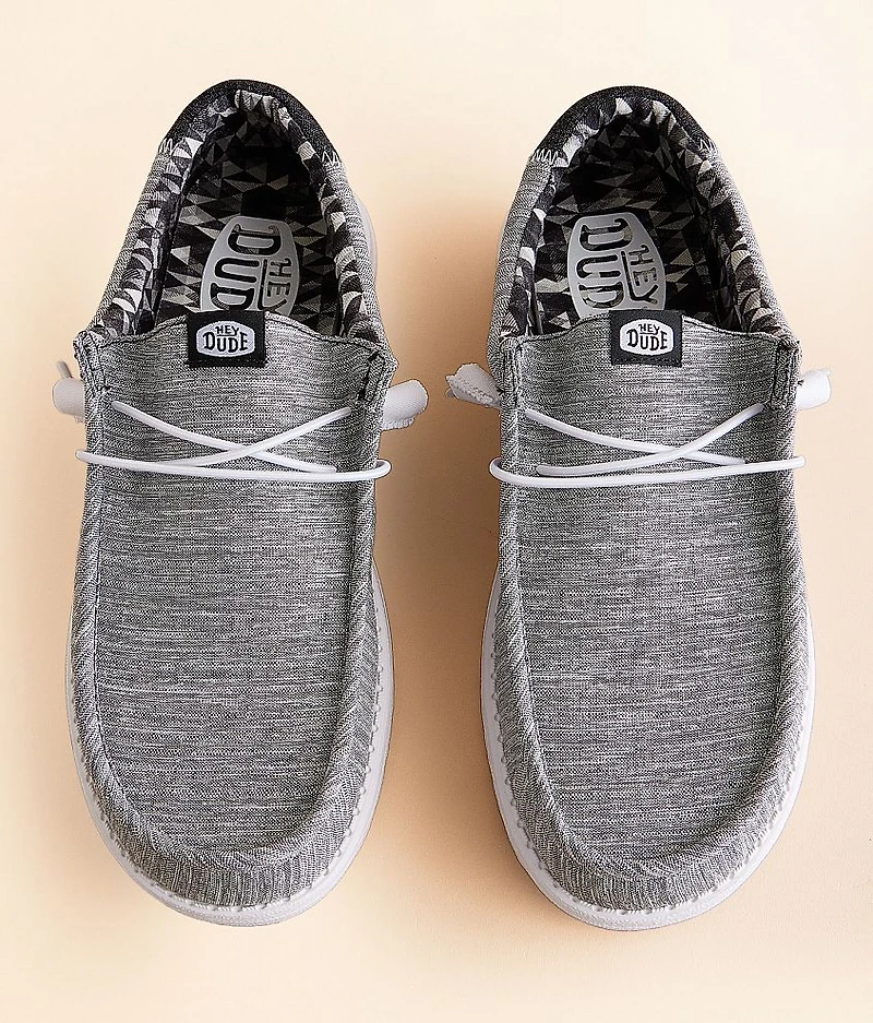 Wally Newspaper Shoe