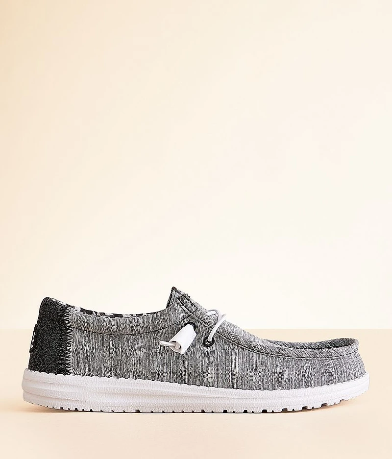 Wally Newspaper Shoe
