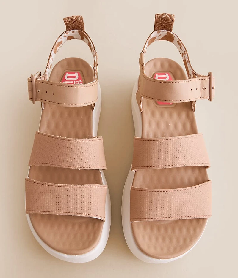 Delray Buckle Classic Platform Sandal