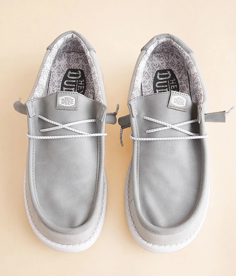 Wally Walls Shoe