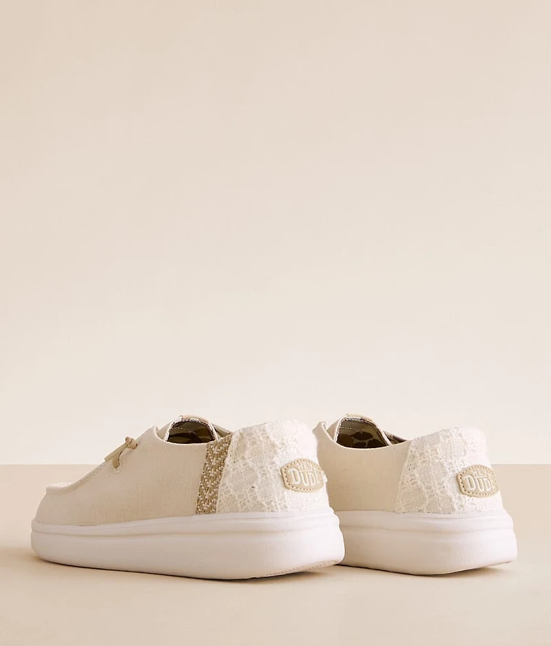 Wendy Rise Eyelet Shoe