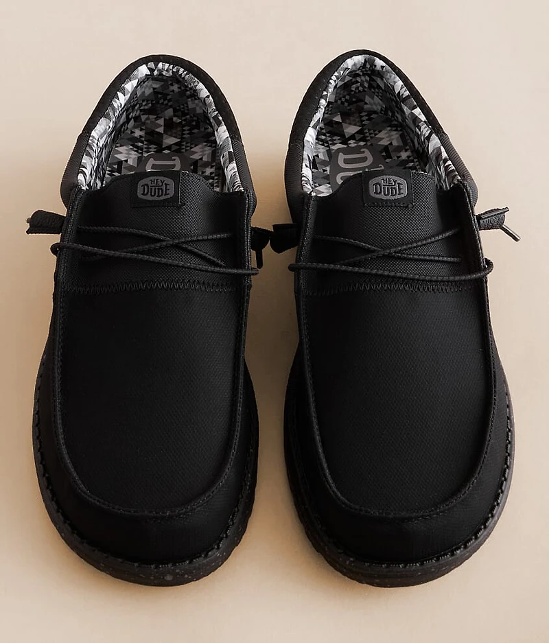 Wally Tri Scottie Shoe
