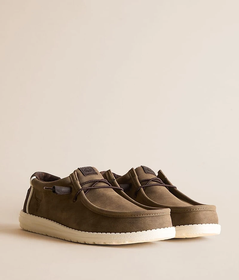 Wally Embossed Steerhead Shoe