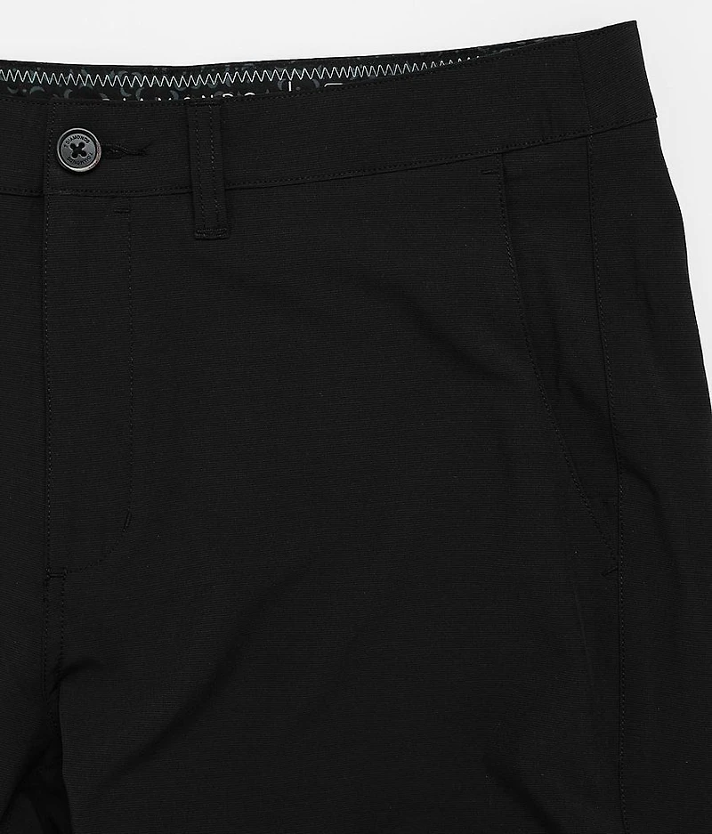 Momentum Performance Short