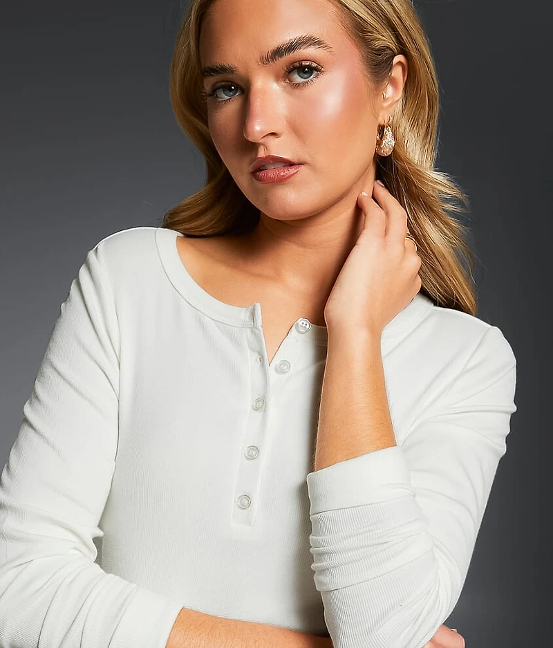Zoey Ribbed Henley