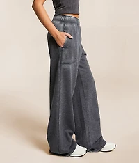 Washed Wide Leg Sweatpant