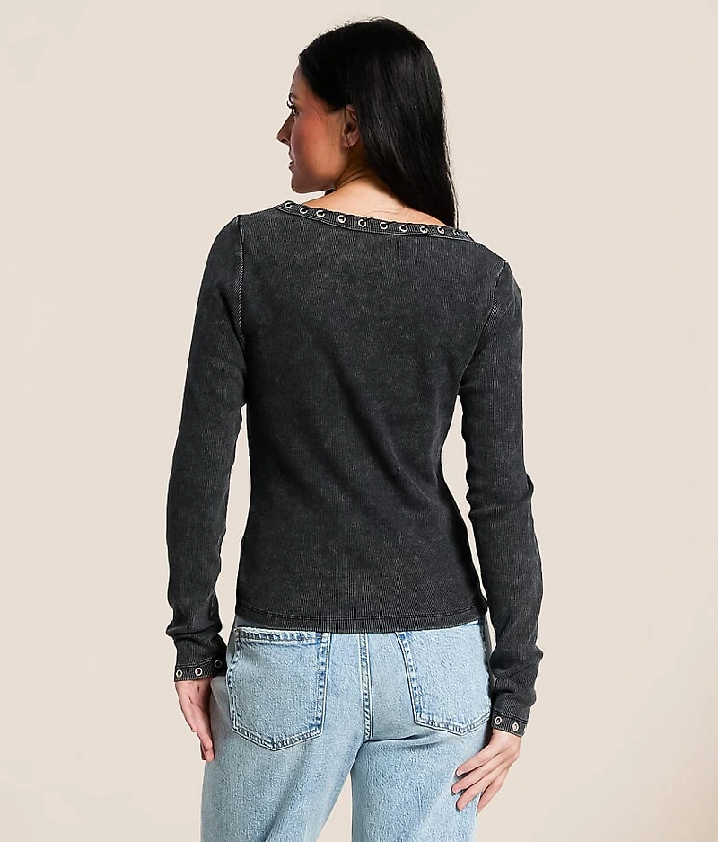 Grommet Top