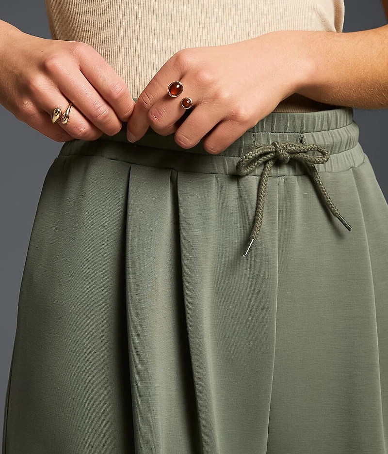Pleated Pant