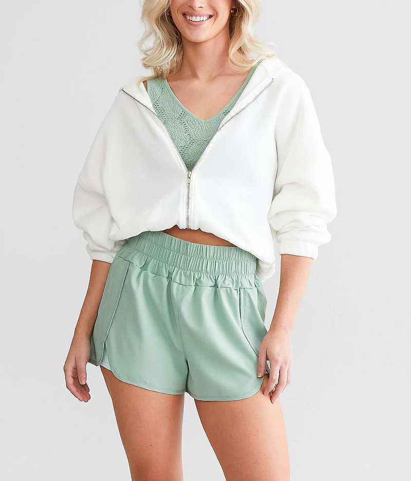Active Stretch Short