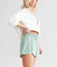 Active Stretch Short