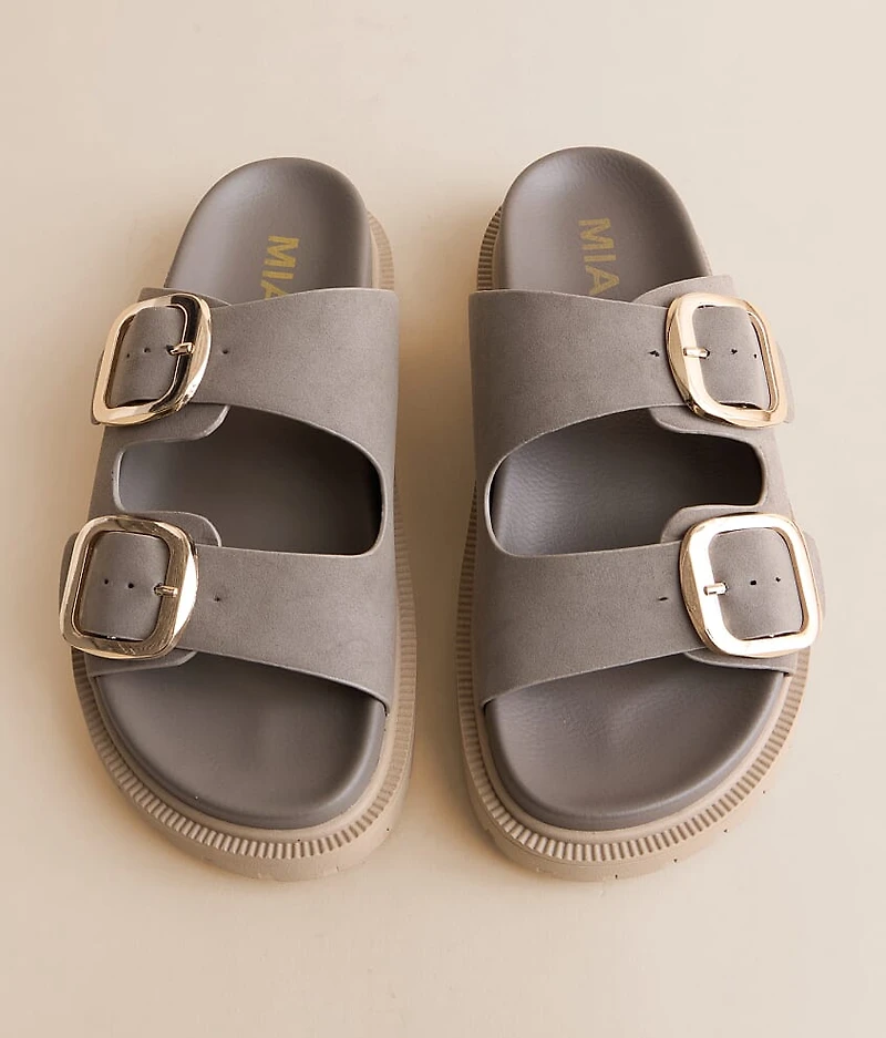 Krisstie Big Buckle Sandal