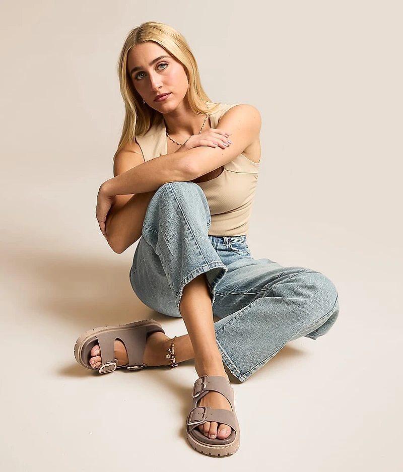 Krisstie Big Buckle Sandal