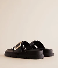 Ravienn Big Buckle Sandal