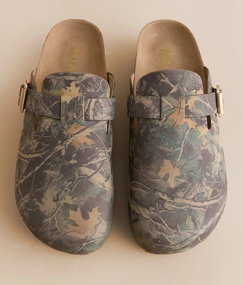 Yoanna Camo Clog