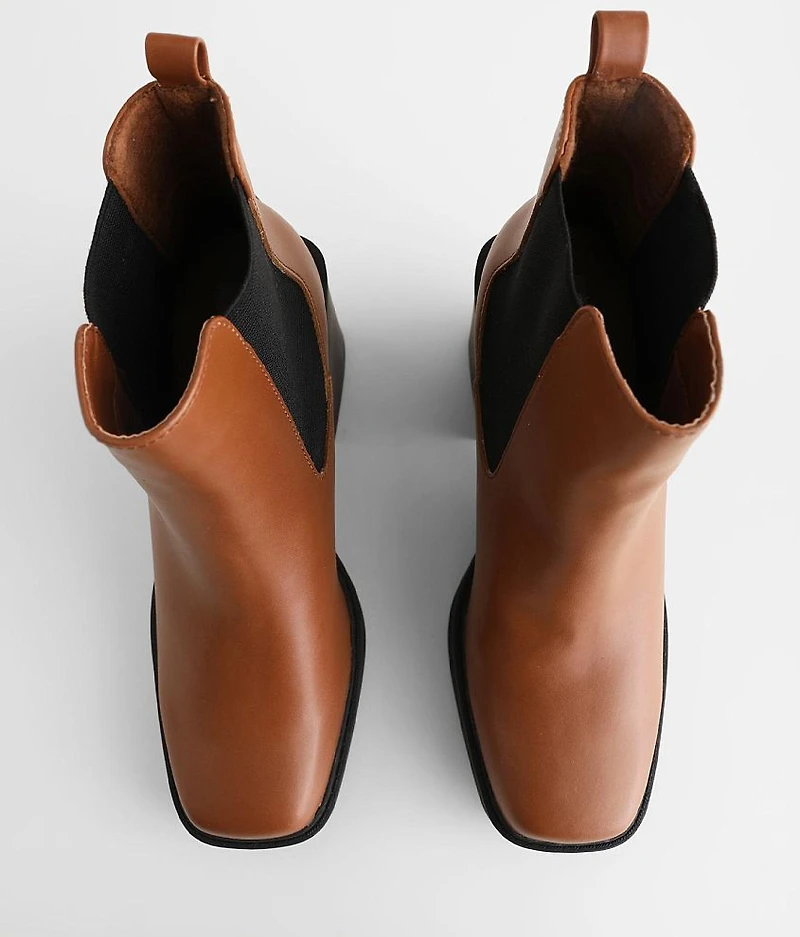 Burnap Heeled Chelsea Ankle Boot