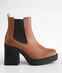 Burnap Heeled Chelsea Ankle Boot