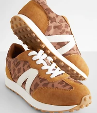 Race Casual Sneaker