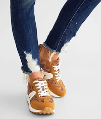 Race Casual Sneaker