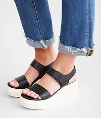 Yuri Wedge Sandal