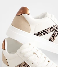 Astra Sneaker