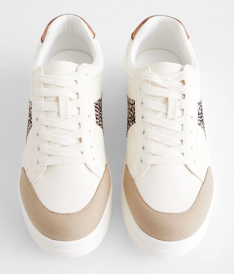 Astra Sneaker