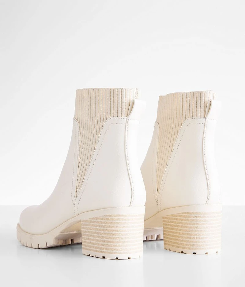 Jasper Lug Ankle Boot