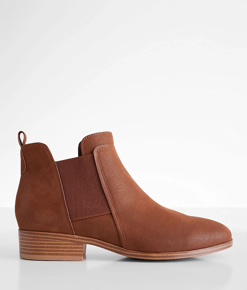 Ashwin Ankle Boot