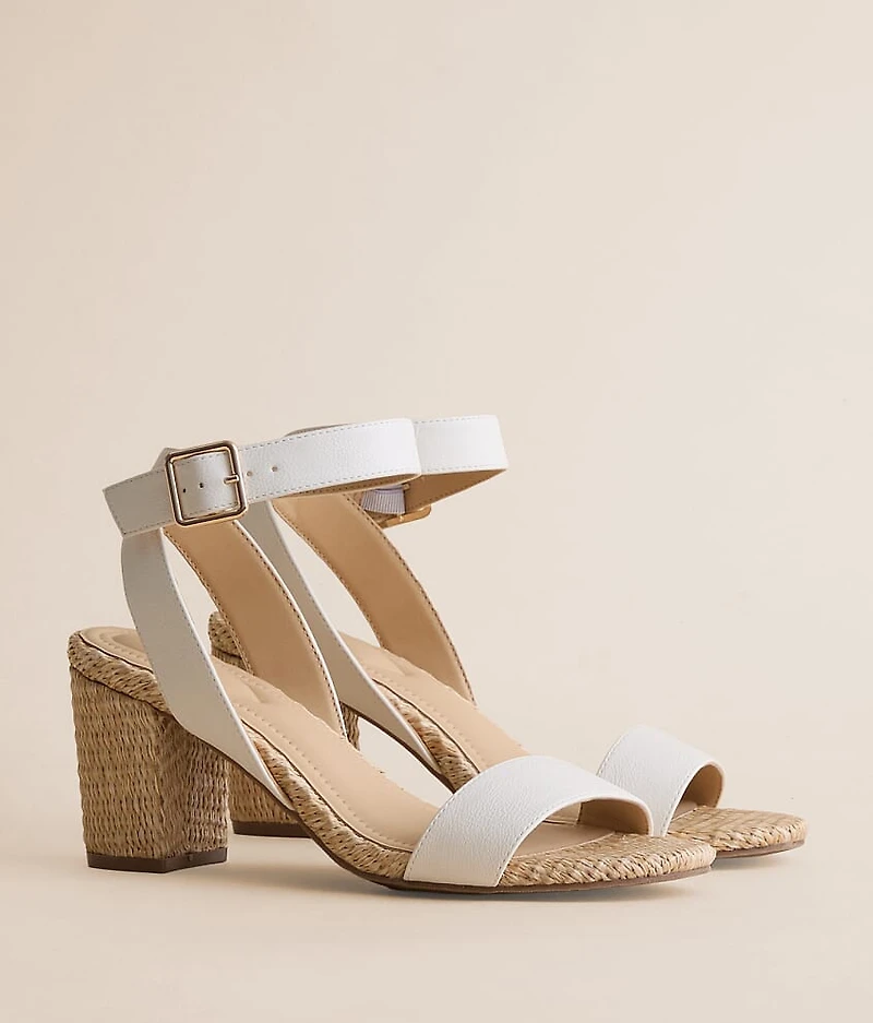 Neveaha Heeled Sandal