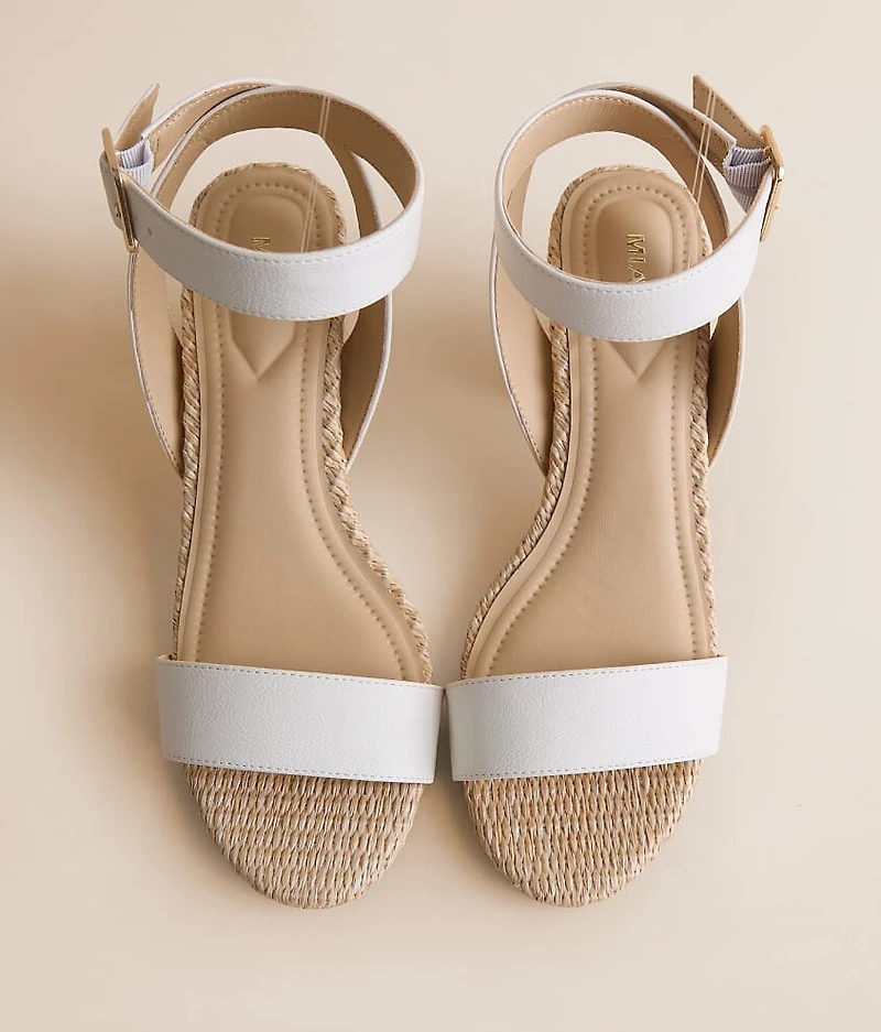 Neveaha Heeled Sandal