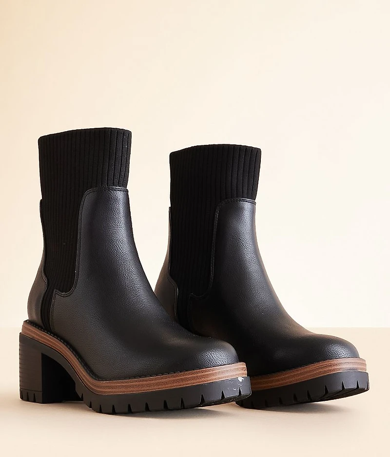 Gretta Lug Ankle Boot