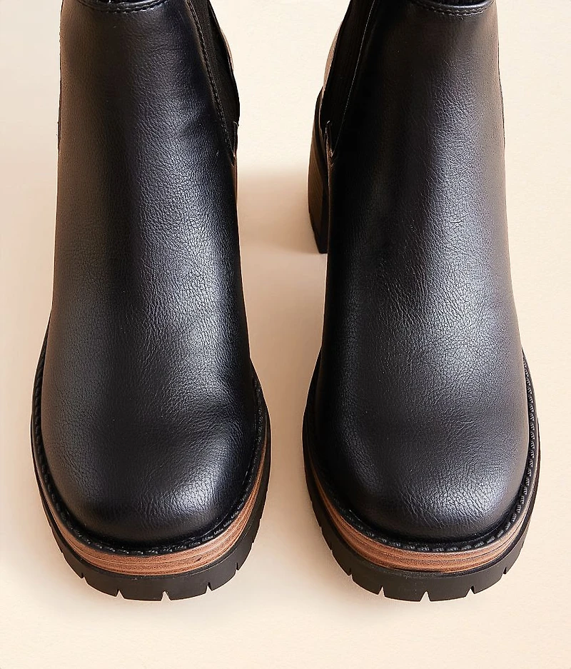 Gretta Lug Ankle Boot