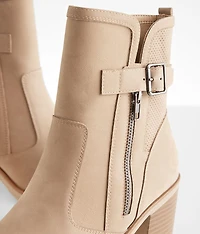 Daynna Ankle Boot