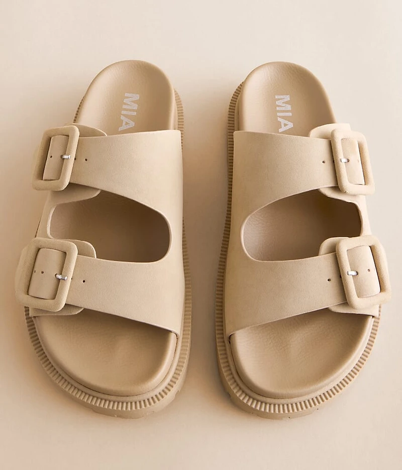 Gen Big Buckle Sandal