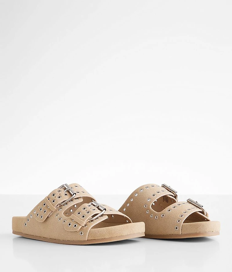 Bryelle Grommet Sandal