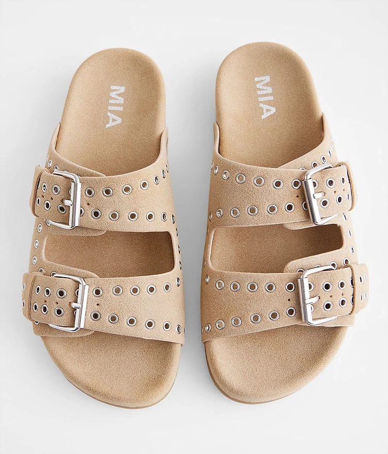 Bryelle Grommet Sandal