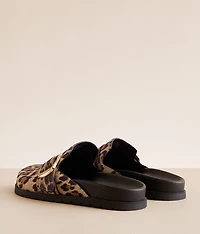 Neah Big Buckle Clog